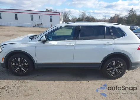 2019 Volkswagen Tiguan 2.0T Se/2.0T Sel/2.0T Sel R-Line/2.0T Sel R-Line Black from USA, damaged, VIN 3VV2B7AX6KM071969